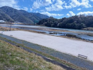 八木ふれあい広場