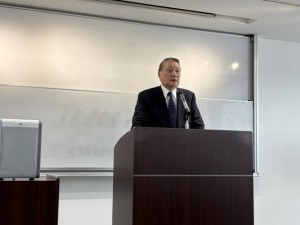 堀江先生