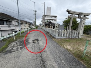 神社近くの穴ぼこ5